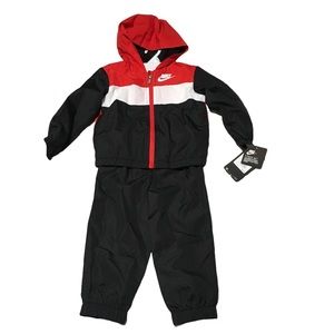 Nike Jogger Set size 24 months